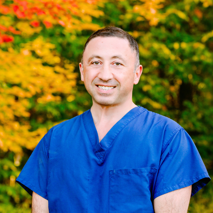 Dr. Vache Hambardzumyan, orthopedic surgeon at Monadnock Community Hospital, specializing in minimally invasive orthopedic surgery